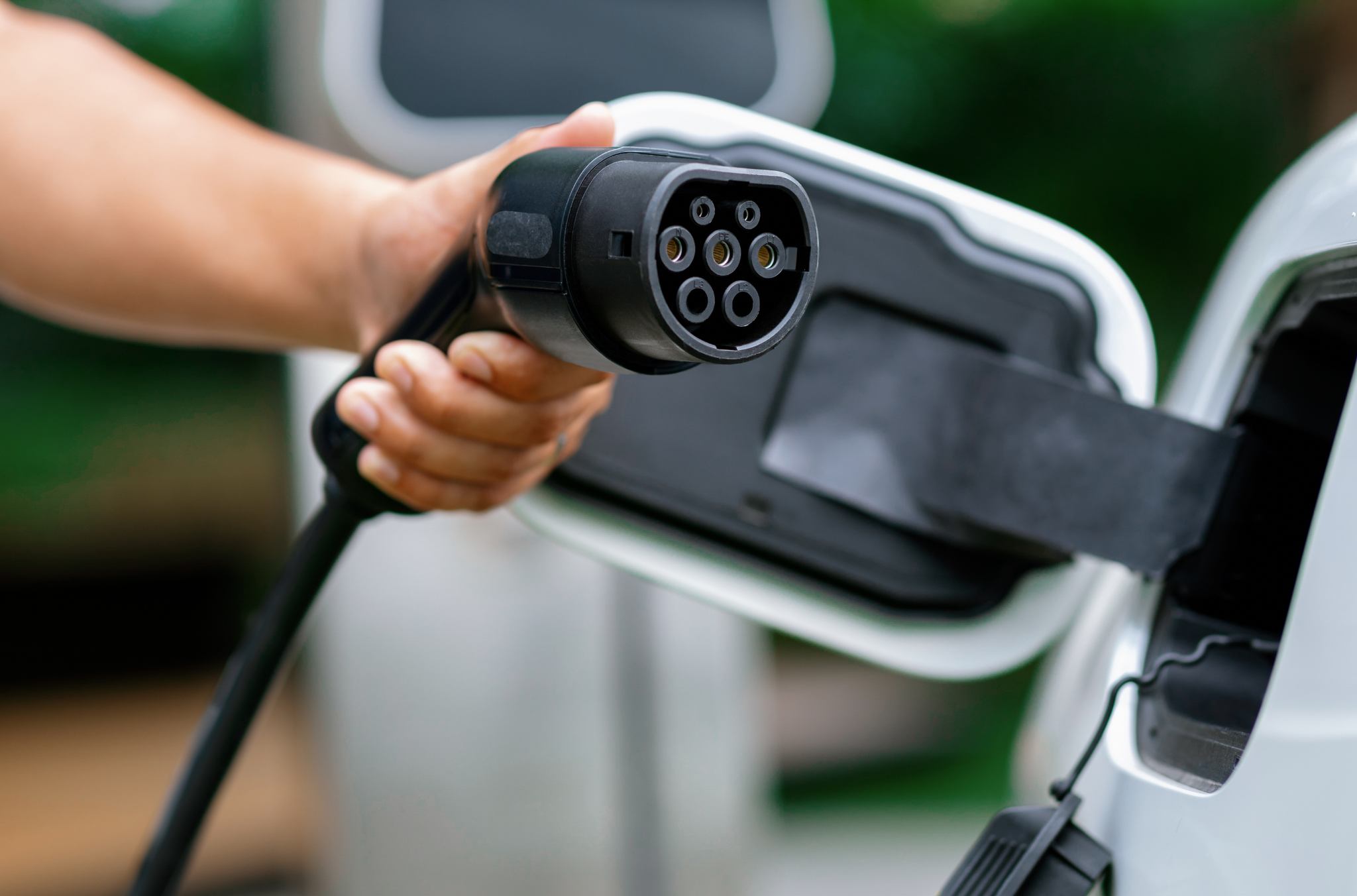 E-Auto aufladen Nahansicht